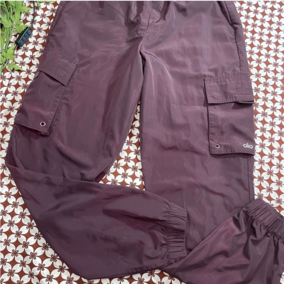 Alo it girl cargo pant - Picture 2 of 5